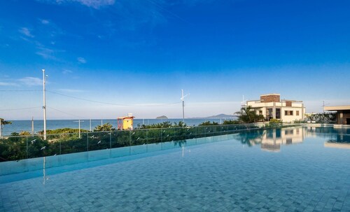 SHC - Condominium With Pool 50m From the Beach in Picarras