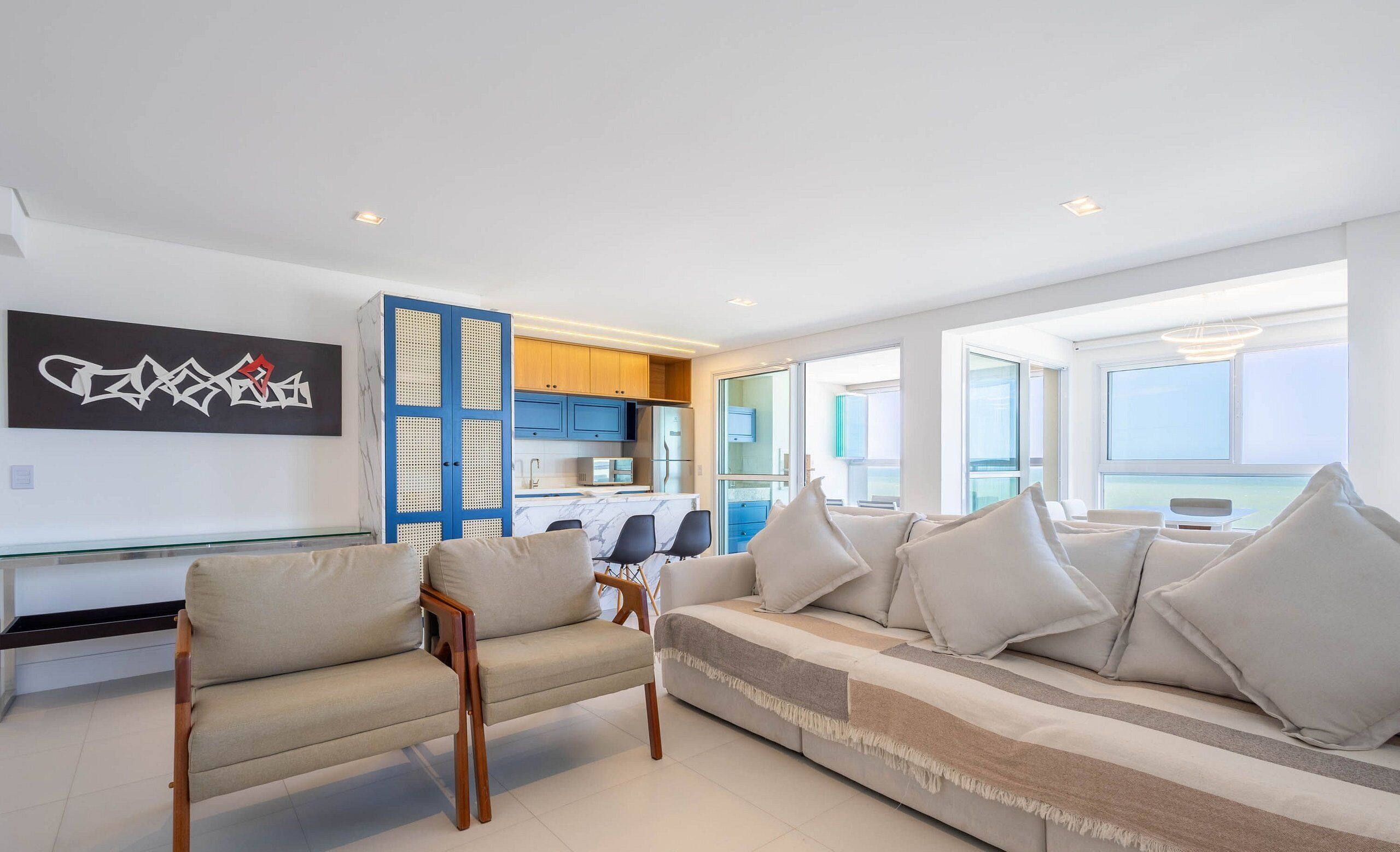 Basic Apartment | Living area