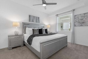 2 bedrooms, iron/ironing board, WiFi, bed sheets - Last Minute Disney Getaway! Luxury Condo with Private Balcony. Book Now! #116853 (Orlando)