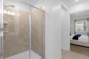 Hair dryer, towels - Last Minute Disney Getaway! Luxury Condo with Private Balcony. Book Now! #116855 (Orlando)