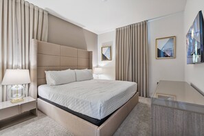 9 室のベッドルーム、アイロン / アイロン台、WiFi、ベッドシーツ