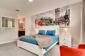 5 chambres, fer et planche à repasser, Wi-Fi, draps fournis