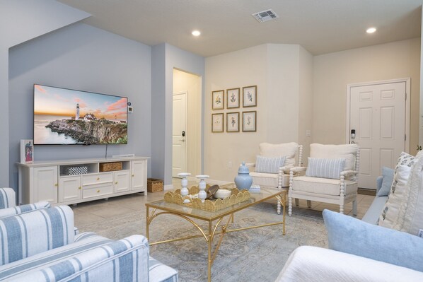 TV connectée, baby-foot, table de tennis de table