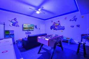 Spielezimmer