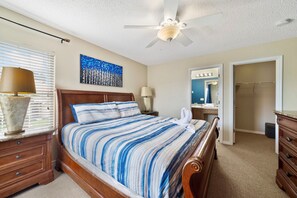 7 quartos, ferros/tábuas de passar roupa, Wi-Fi, roupa de cama