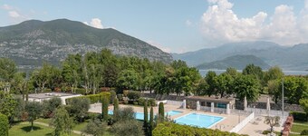 Patio 15 - One Bedroom Apartment, Sleeps 4