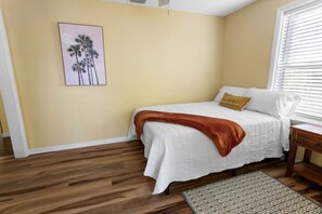 5 chambres, bureau, fer et planche à repasser, Wi-Fi gratuit