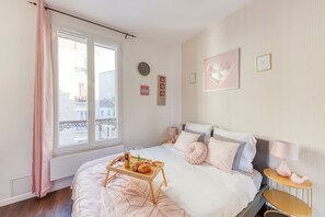 1 camera, ferro/asse da stiro, Wi-Fi, lenzuola