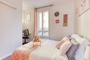 1 camera, ferro/asse da stiro, Wi-Fi, lenzuola