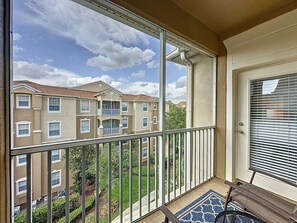 Property grounds - Last Minute Disney Getaway! Luxury Condo with Private Balcony. Book Now! #117701 (Orlando)