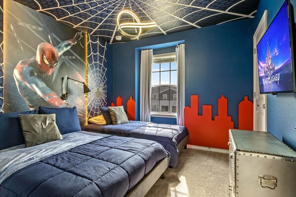 5 bedrooms, iron/ironing board, WiFi, bed sheets
