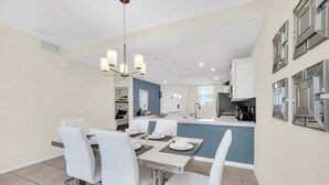 Dining - Last Minute Disney Getaway! Themed Bedrooms & Private Balcony. Book Now! #113577 (Orlando)