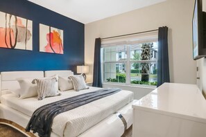 4 chambres, fer et planche à repasser, Wi-Fi, draps fournis