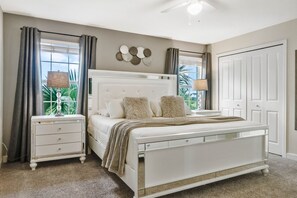 4 bedrooms, iron/ironing board, WiFi, bed sheets