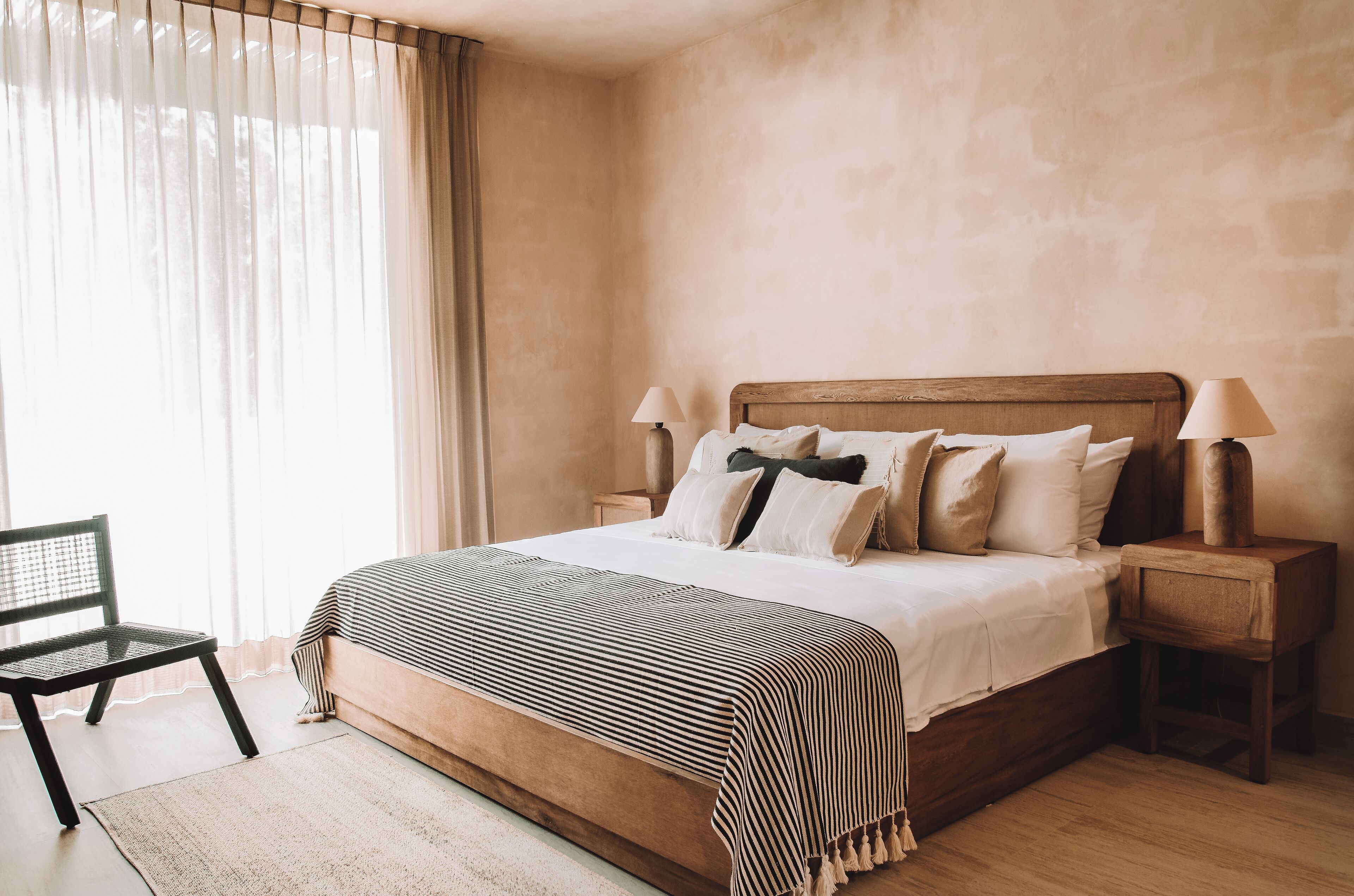 3 Schlafzimmer, Schreibtisch, Bügeleisen/Bügelbrett, Reisekinderbett