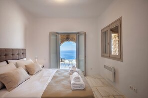 3 dormitoris, planxa i posts de planxar, wifi i roba de llit