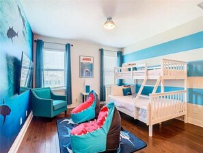 6 Schlafzimmer, Bügeleisen/Bügelbrett, WLAN, Bettwäsche