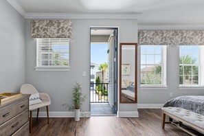 6 chambres, fer et planche à repasser, Wi-Fi, draps fournis