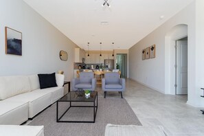 Smart TV - Last Minute Disney Getaway! Townhouse with Private Pool. Book Now! #115507 (Orlando)