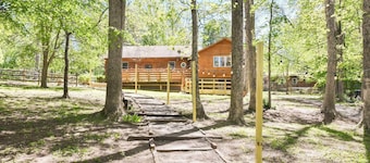 Poplar House on the Water | Gather, Relax & Explore