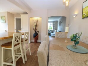 Dining - 6 Barleycroft (Great Yarmouth)