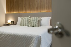 5 slaapkamers, een strijkplank/strijkijzer, wifi, beddengoed