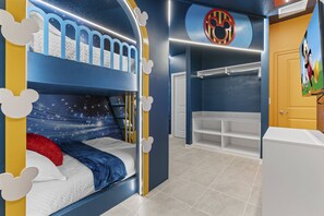 5 bedrooms, iron/ironing board, WiFi, bed sheets - Last Minute Disney Getaway! Private Pool & Game Room. Book Now! #119729 (Orlando)