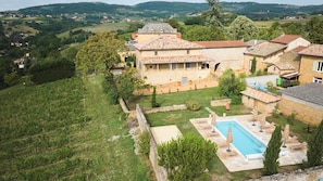 Exterior - Le Clos Zélie (Porte des Pierres Dorees)