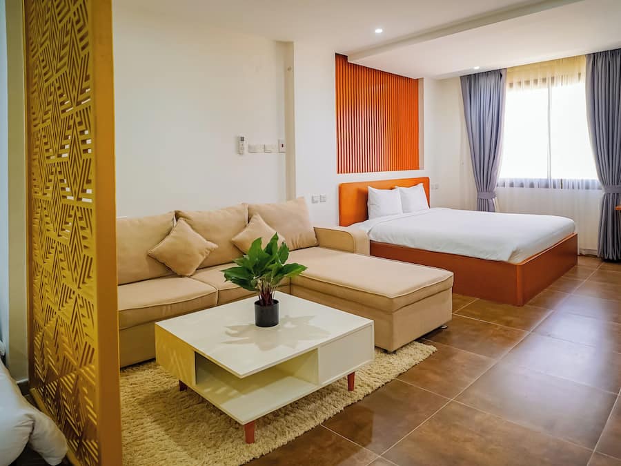 Family Suite, Non Smoking | In-room safe, desk, laptop workspace, soundproofing