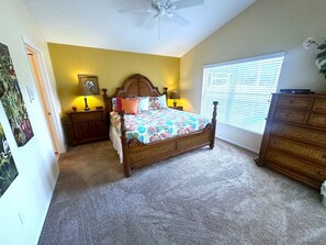 3 bedrooms, iron/ironing board, WiFi, bed sheets - Last Minute Disney Getaway! Villa with Private Pool & Hot Tub. Book Now! #128913 (Orlando)