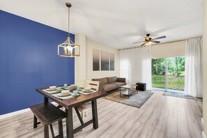 Dining - Last Minute Disney Getaway! Private Pool & Themed Bedrooms. Book Now! #121909 (Orlando)