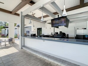Outdoor dining - Last Minute Disney Getaway! Townhouse with Private Pool. Book Now! #129937 (Orlando)