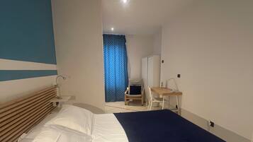 4 Schlafzimmer, Bügeleisen/Bügelbrett, WLAN, Bettwäsche