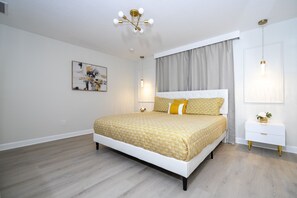 4 slaapkamers, een strijkplank/strijkijzer, wifi, beddengoed