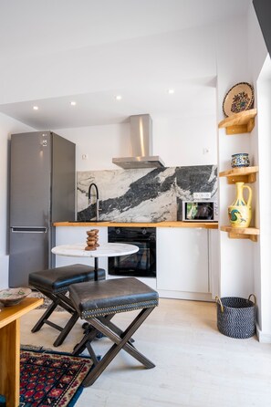 Studio | 6 bedrooms, desk, soundproofing - Agrambeli Apartments at Heraion Lagoon (Loutraki-Agioi Theodoroi)