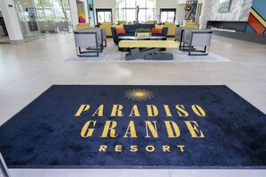 Lobby - Last Minute Disney! Private Pool, Hot Tub, Game Room & Themed Bedrooms. Book Now! #125883 (Orlando)