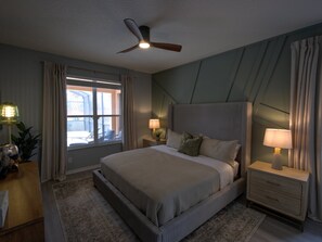 6 bedrooms, iron/ironing board, WiFi, bed sheets
