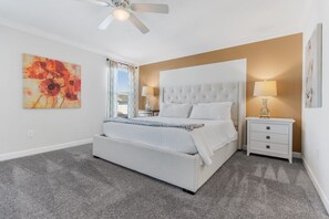 6 bedrooms, iron/ironing board, WiFi, bed sheets