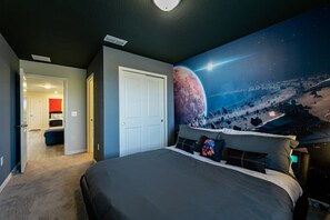 5 bedrooms, iron/ironing board, WiFi, bed sheets - Last Minute Disney Getaway! Private Pool & Themed Bedrooms. Book Now! #128681 (Orlando)