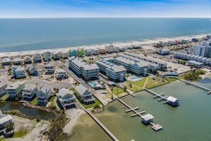 Apartment | 2 bedrooms - Lagoon Landing 202- Beautifully Decorated Condo With Balcony Pool Steps to Beach Lagoon (Gulf Shores)
