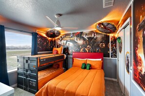 10 habitaciones, tabla de planchar con plancha, wifi y ropa de cama 