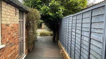 House | Property grounds