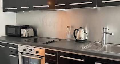Prime Stay near Train Station