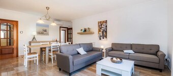 Sa Coromina & Sa Estany Apartments - 12pax - 1 min to Beach and Restaurants.