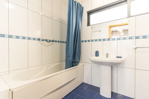 Apartment | 2 bedrooms - Porlamar Apartment by Atlantic Holiday (Calheta)