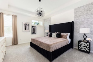 9 bedrooms, iron/ironing board, WiFi, bed sheets