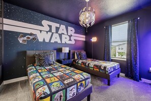 7 bedrooms, iron/ironing board, WiFi, bed sheets