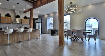 Delightful 3-bedroom 3BA condo in Old Montréal including parking on premises