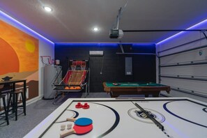 Spielezimmer