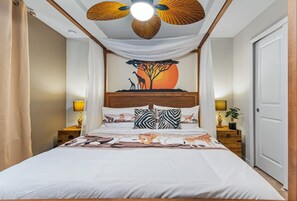 9 bedrooms, iron/ironing board, WiFi, bed sheets - Last Minute Disney! Private Pool, Hot Tub, Game Room & Themed Bedrooms. Book Now! #128753 (Orlando)
